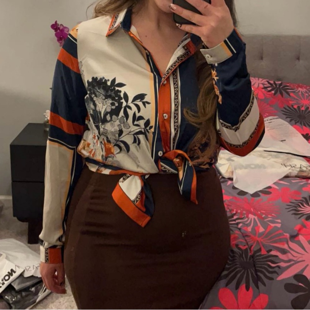 FASHION NOVA- Camisa After work Statin Shirt